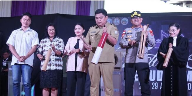 IMG-20250917-WA0082-650x327 IMG-20250917-WA0082-650x327 ⭐️ Wabub Tendris Bulahari Hadiri Pembukaan FSPG, Wadah Seni Talenta dan Penguat Iman IMG 20250917 WA0082 650x327