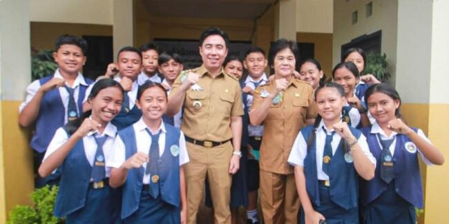 IMG-20250917-WA0129-650x325 IMG-20250917-WA0129-650x325 ⭐️Bupati Michael Thungari Membuka ANBK SMP se-Kabupaten Kepulauan Sangihe IMG 20250917 WA0129 650x325
