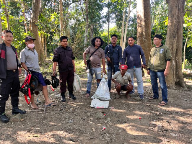 IMG-20250917-WA0280-650x488 IMG-20250917-WA0280-650x488 ⭐️Polsek Tompobulu Gerebek Lokasi Judi Sabung Ayam di Kampung Kacidu IMG 20250917 WA0280 650x488
