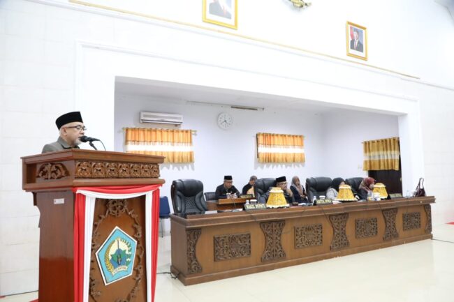 IMG-20250919-WA0188-1-650x433 IMG-20250919-WA0188-1-650x433 ⭐️Wabub Bantaeng Bacakan Jawaban Eksekutif atas Pandangan Fraksi DPRD Terkait Ranperda Perubahan APBD 2025 IMG 20250919 WA0188 1 650x433